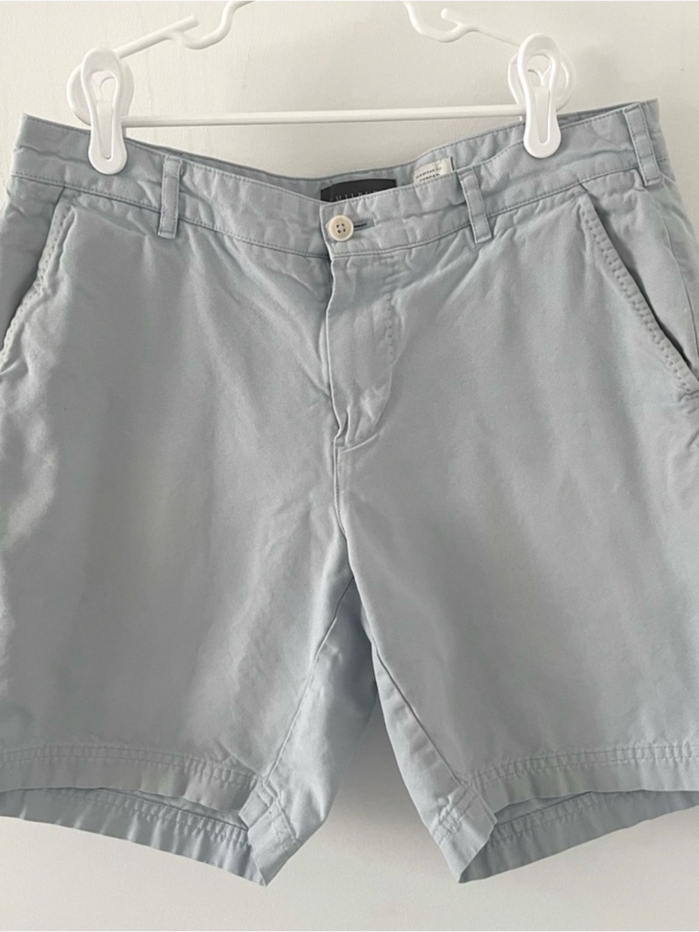 J. Hilburn Men's Blue Solid Oxford Cotton Chino Shorts European Fit Button